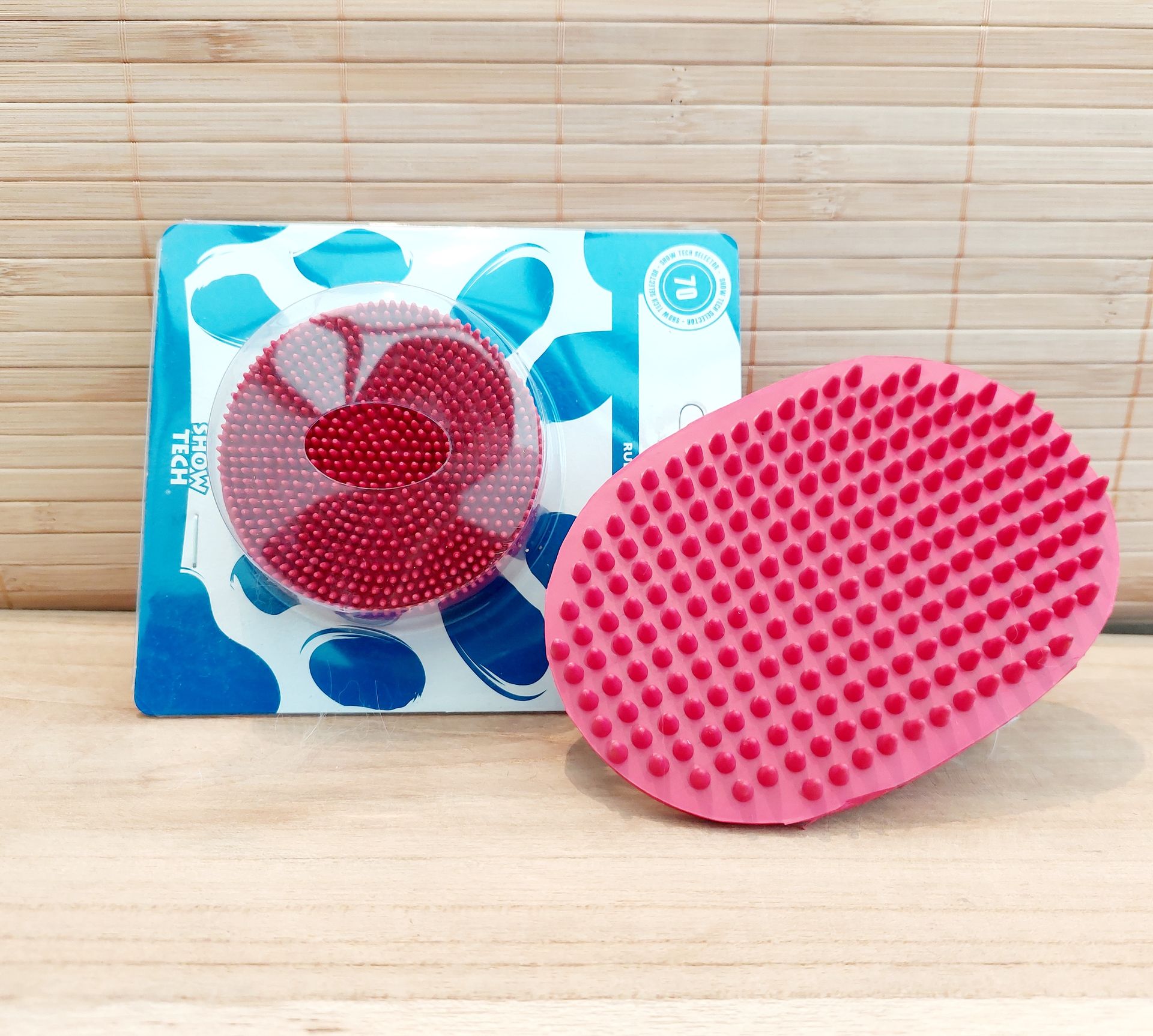 brosse pour chen salon de toilettage tout pour toutou à chastre